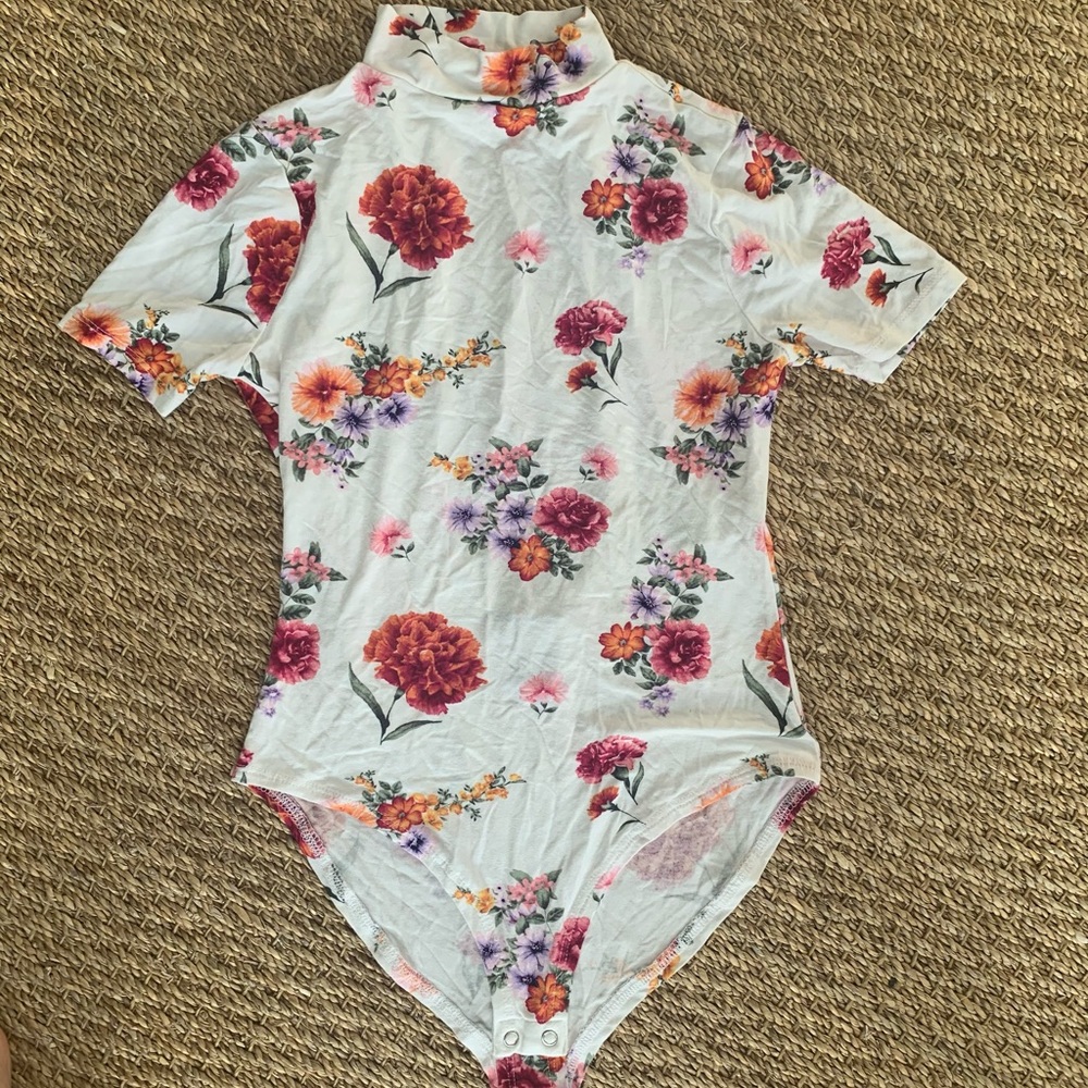 Floral bodysuit